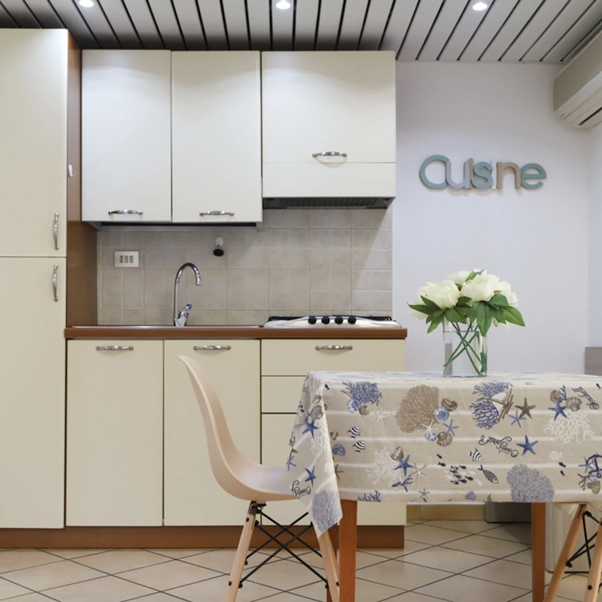 Hotel-Residence-La-Palma-Appartamento-Monolocale-Standard-IMG-9817-quadrata