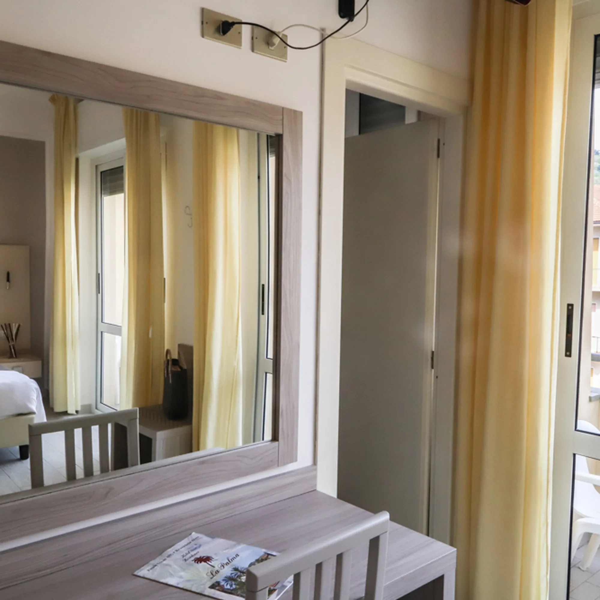 Hotel-Residence-La-Palma-Camera-Family-IMG-9963-quadrata